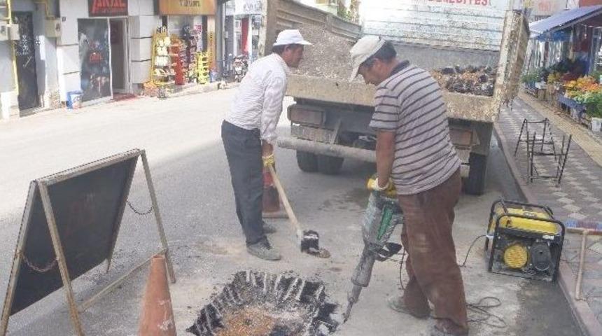 Bilecik Belediyesi'nden Yağışlar İ&ccedil;in Yeni Izgaralı Mazgallar
