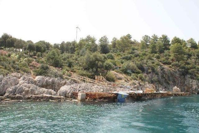 Fethiye de Servis Teknesi Battı 3