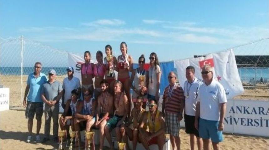 Dp&uuml;, Plaj Voleybolunda T&uuml;rkiye Şampiyonu Oldu
