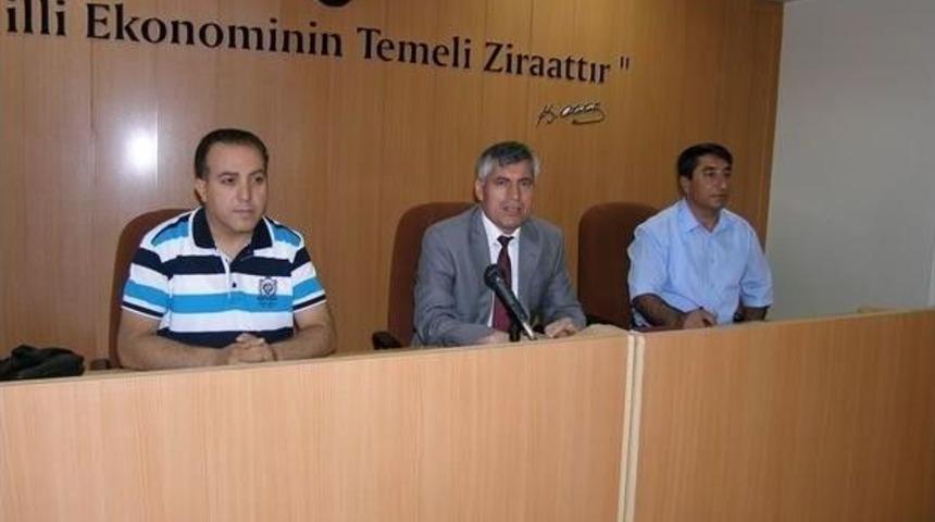 Kayısı Entegre M&uuml;cadele Eğitimi Başladı