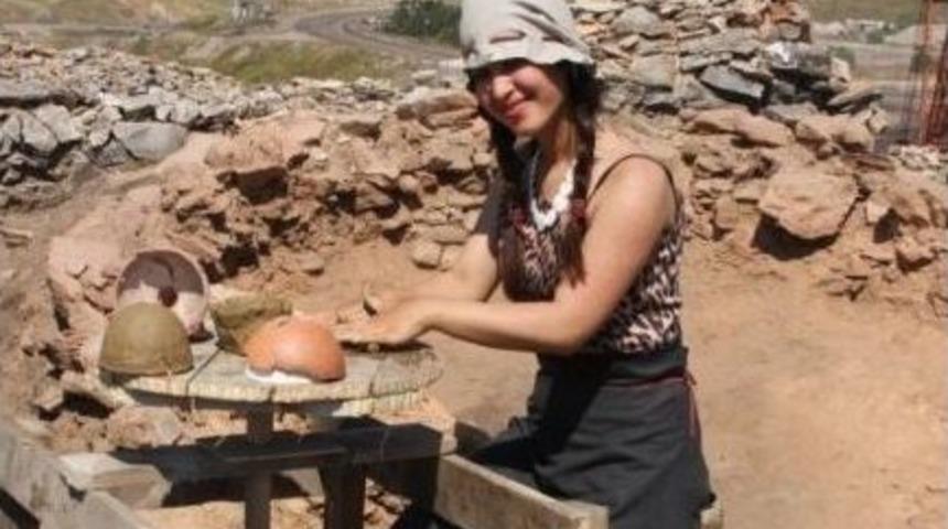 H&ouml;y&uuml;k'te 'kazıya Devam'