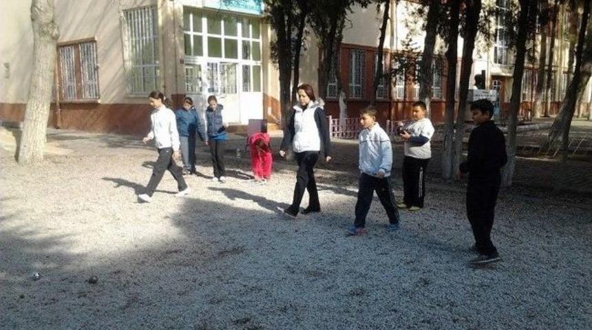 Boz&uuml;y&uuml;kl&uuml; Bocce Sporcuları Petank T&uuml;rkiye Şampiyonası İ&ccedil;in Yola &Ccedil;ıkıyor