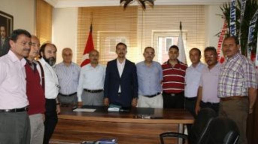 Tanrıver&rsquo;e Ziyaretler S&uuml;r&uuml;yor