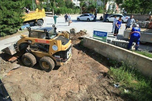 Yenikent&rsquo;te Sokak Yenileme &Ccedil;alışmaları 1