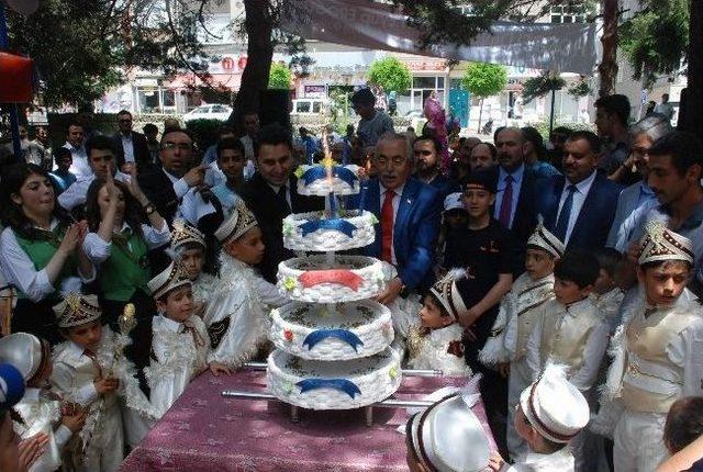 Tokat&rsquo;ta 150 &Ccedil;ocuk Erkekliğe İlk Adımını Attı 1