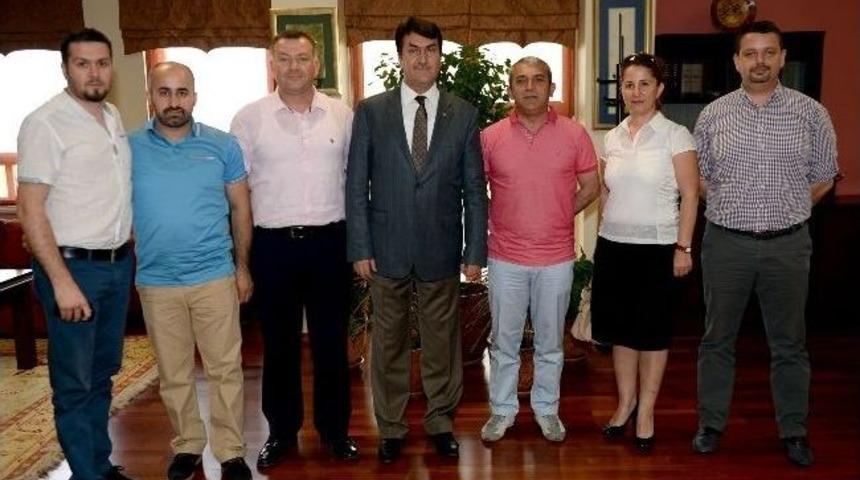 Bursa &Ccedil;erkez Derneği&rsquo;nden D&uuml;ndar&rsquo;a Hayırlı Olsun Ziyareti