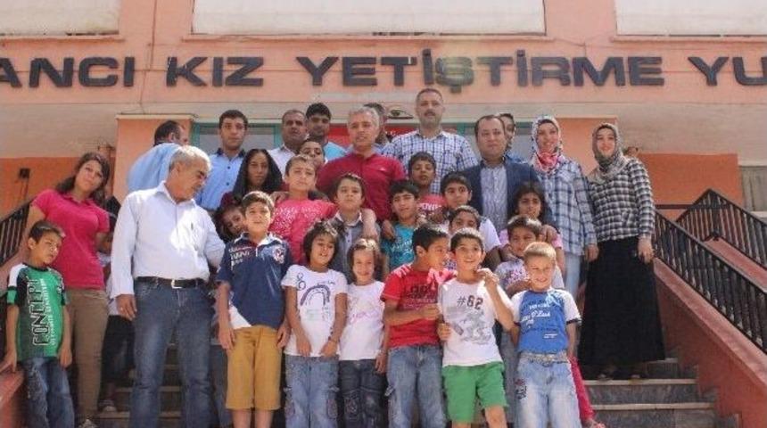 Milletvekili G&ouml;k, Kimsesiz &Ccedil;ocuklarla Buluştu