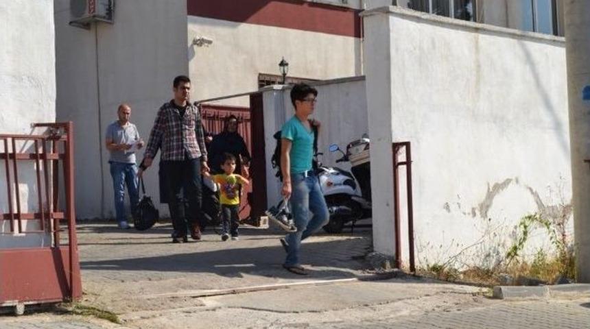 Ayvalık&rsquo;ta 35 Afgan M&uuml;lteci Yakalandı