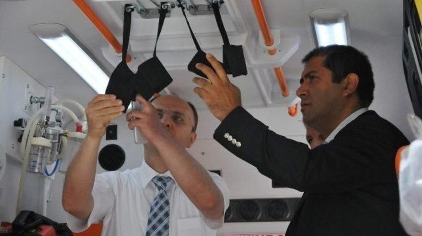 Afad&rsquo;dan, Sağlık M&uuml;d&uuml;rl&uuml;ğ&uuml;ne Tam Donanımlı Ambulans