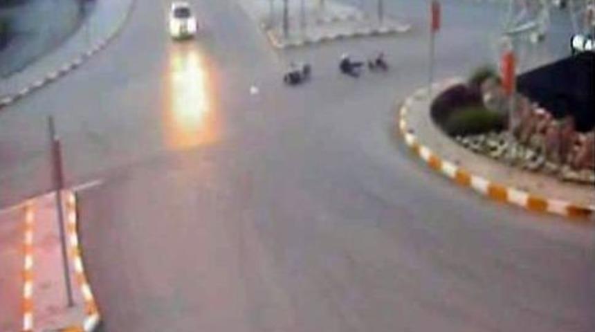 Motosiklet Kazaları Mobese Kamerasına Yansıdı