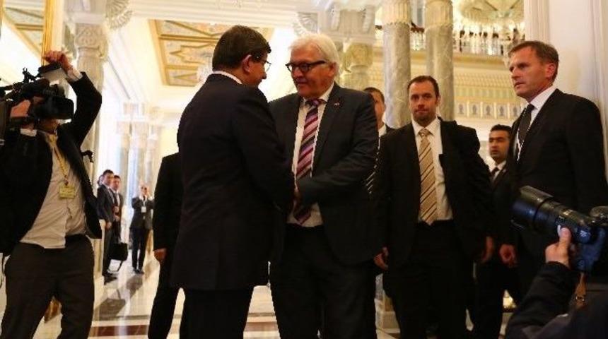 Bakan Davutoğlu, Alman Mevkidaşı Steınmeıer İle Biraraya Geldi