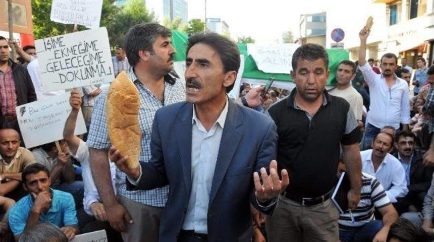 İş&ccedil;ilerden Tabutlu Y&uuml;r&uuml;y&uuml;ş