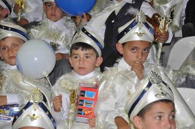 Sivas ta 25. Geleneksel Sünnet Şöleni Yapıldı 3