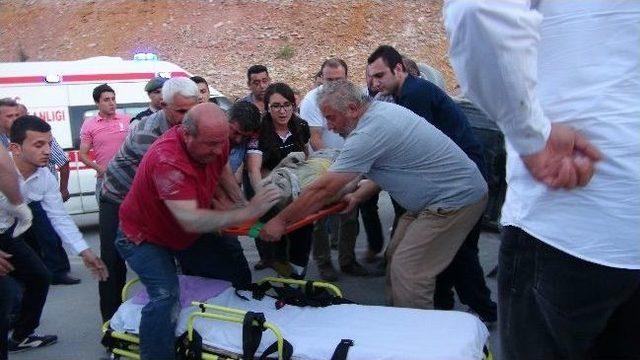 Bilecik’te Trafik Kazası: 3 Yaralı 1