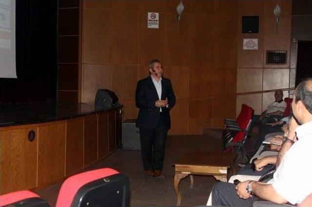 Aydın&rsquo;da &lsquo;gelecek Nasıl Bir Din G&ouml;revlisi Bekliyor&rsquo; Konferansı 2