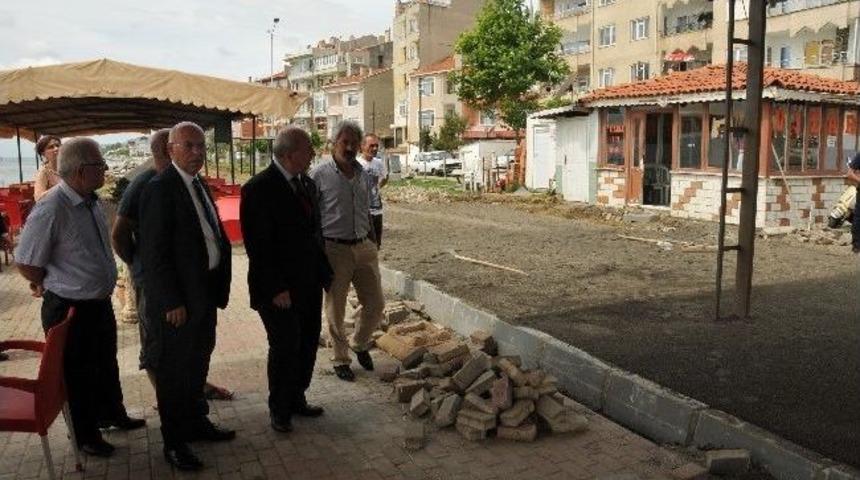 Altınova Y&uuml;r&uuml;y&uuml;ş Yolunun Yapımı Devam Ediyor