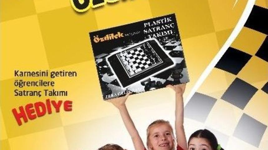&Ouml;zdilek&rsquo;ten &Ouml;ğrencilere Karne Hediyesi Satran&ccedil; Takımı