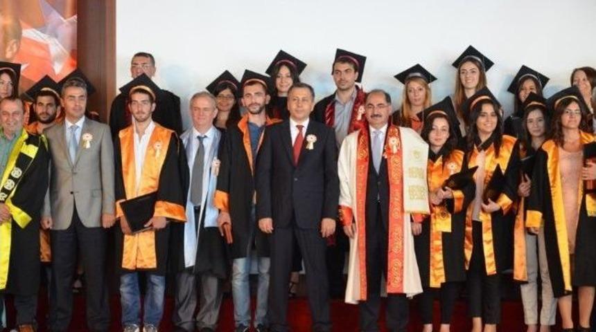 Namık Kemal &Uuml;niversitesi 2013-2014 Yılı Mezuniyet T&ouml;reni Ger&ccedil;ekleştirildi