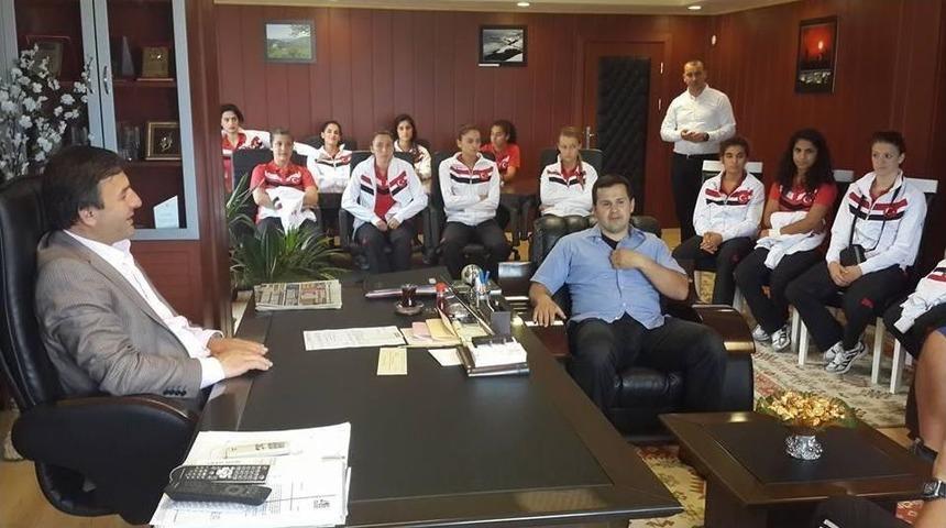 D&uuml;nya Liselerarası Hentbol Şampiyonası