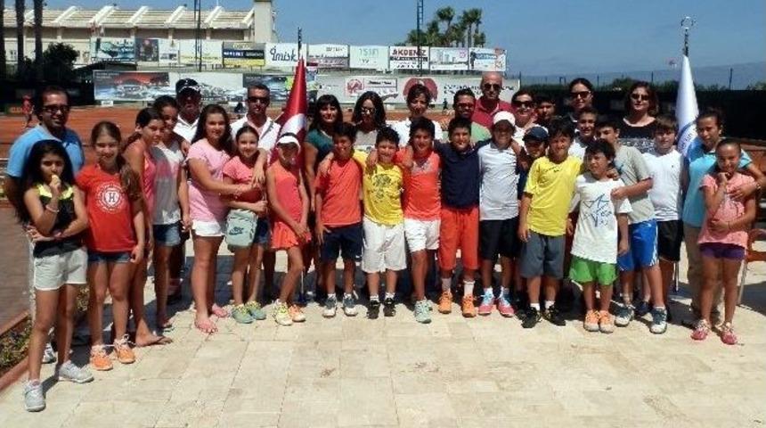 12 Yaş Yaz Kupası T&uuml;rkiye Şampiyonu Sonu&ccedil;landı