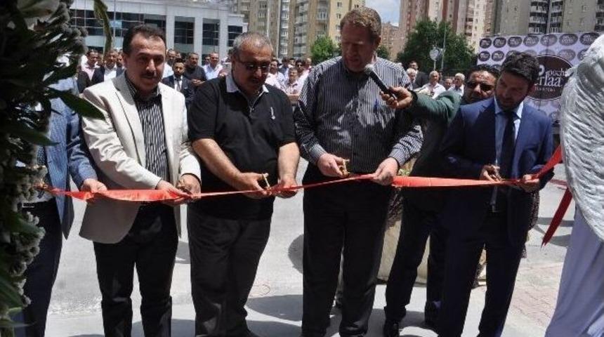 Perlaa Bistro Pochi A&ccedil;ıldı