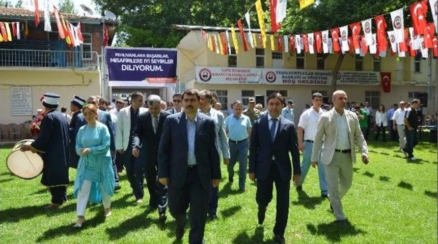 Yeşilyurt 20. K&uuml;lt&uuml;r, Kiraz Ve Spor Festivali'nin A&ccedil;ılışı Yapıldı