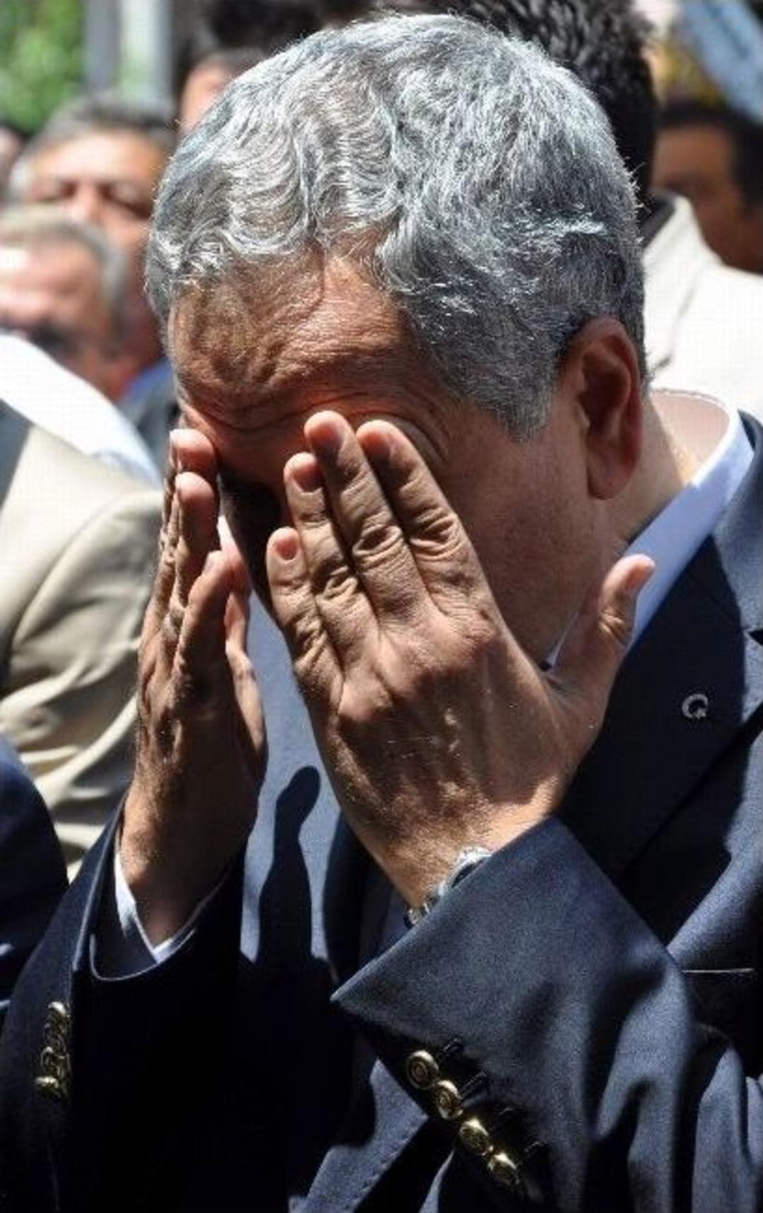 Arın&ccedil;, Manisa Tso Başkanı Koşmaz&rsquo;ın Cenaze T&ouml;renine Katıldı