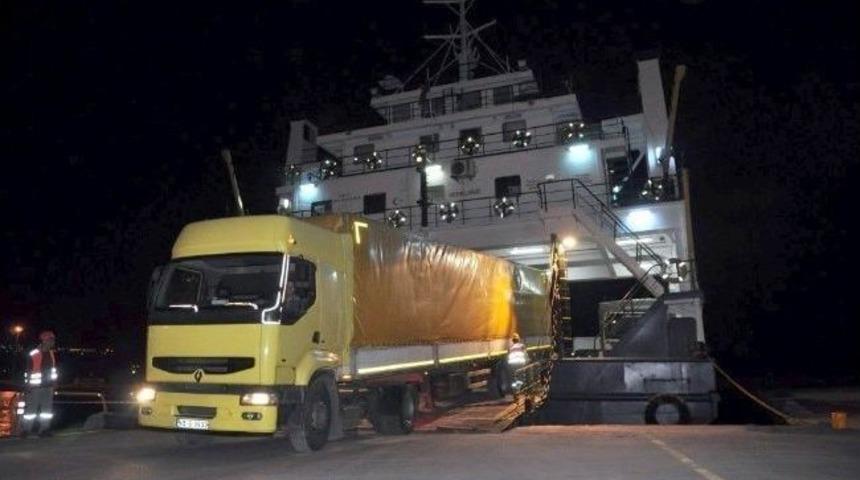 Bandırma Limanı'ndan Her G&uuml;n 650 Tır Ge&ccedil;iş Yapıyor