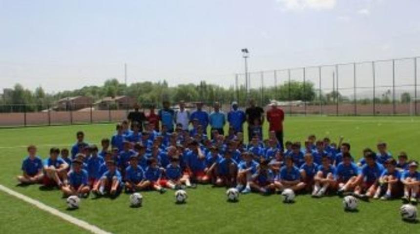 Sivas D&ouml;rt Eyl&uuml;l Belediyespor&rsquo;da Yaz Okulu Başladı