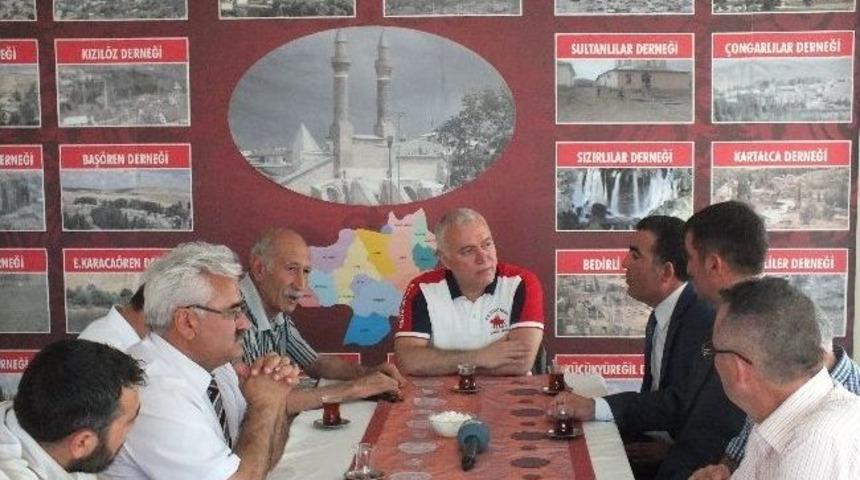 Kayserili Muhtarlar, Sivaslılar Derneğini Ziyaret Etti