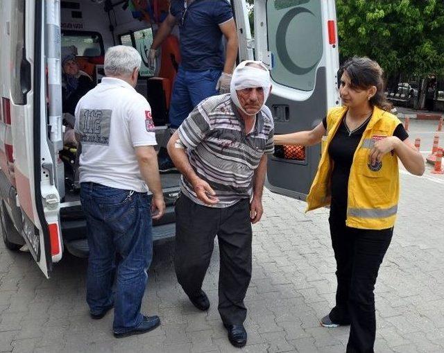 Halı Asarken Devrilen Duvarın Altında Kaldılar 1