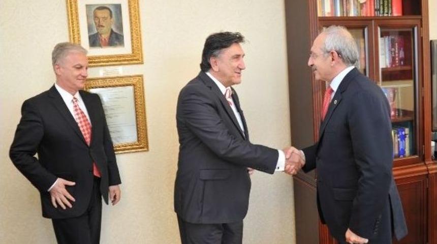 Dyp&rsquo;den &Ccedil;atı Adayı Ekmeleddin İhsanoğlu'na Destek