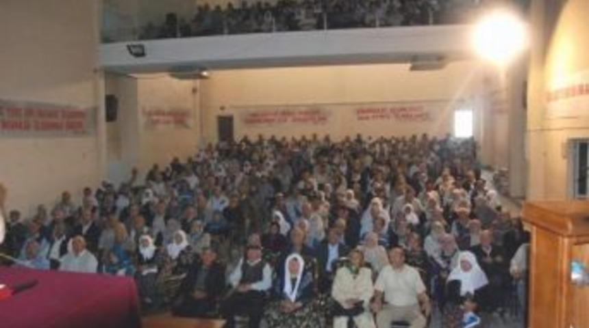 Afyonkarahisar&rsquo;da Hacı Adaylarına Bulaşıcı Hastalıklar Ve Korunma Yolları Anlatıldı