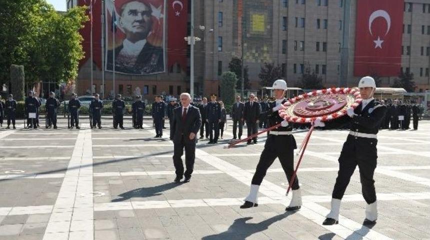 Atat&uuml;rk'&uuml;n Eskişehir'e Gelişinin 94'nc&uuml; Yılı Kutlandı