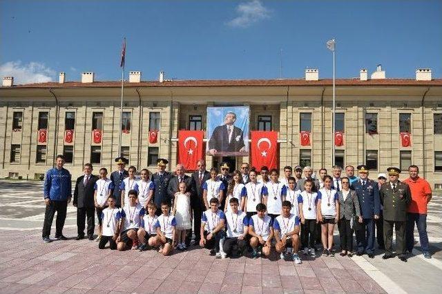 Atat&uuml;rk &uuml;n Eskişehir e Gelişinin 94 nc&uuml; Yılı Kutlandı 1