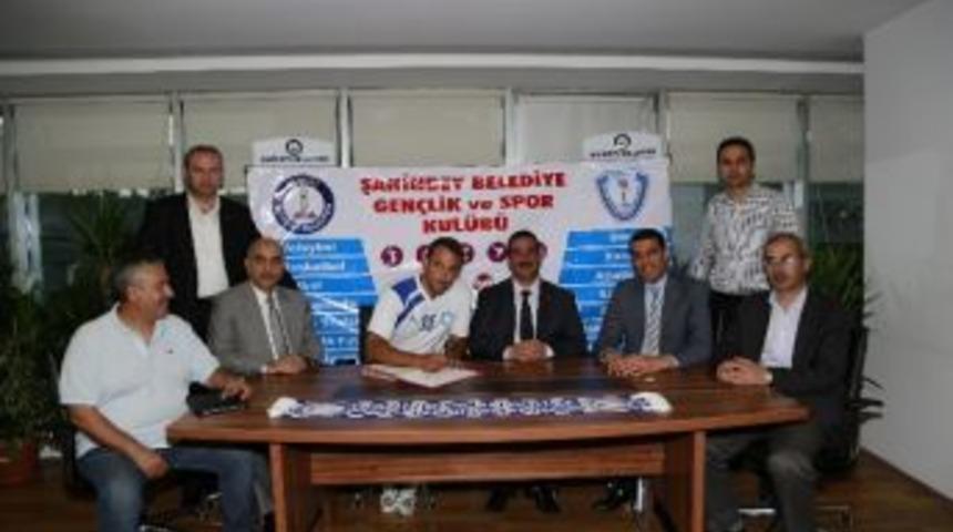 Şahinbey Belediye Voleybol Takımı&rsquo;nda Bir İmza Daha