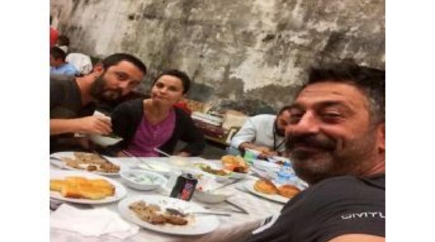 Cem Yılmaz: "ben D&uuml;ş&uuml;nd&uuml;m"