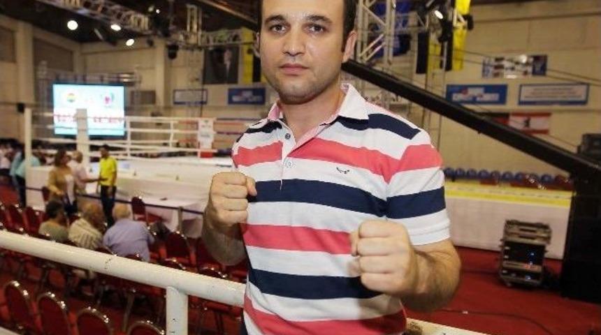 Yal&ccedil;ıkaya: &ldquo;aktif Spor Yaşantıma Son Vererek, Eldivenleri Ringe Koyacağım&rdquo;