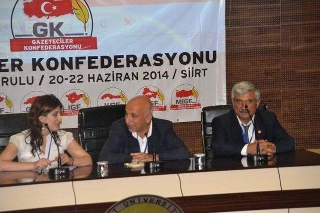 Siirt’te 8 Gazeteci Federasyonu Çözüm Sürecine Destek Mesajı Verdi 2