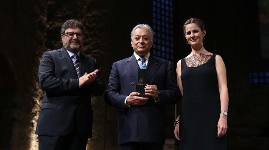 &ldquo;yaşam Boyu Başarı &Ouml;d&uuml;l&uuml;&rdquo; Zubin Mehta&rsquo;ya Verildi