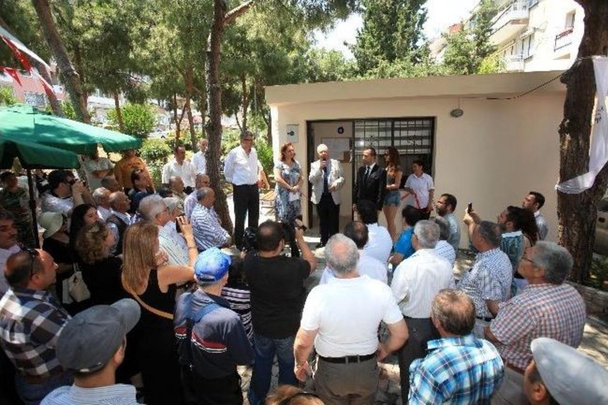 Karabağlar Belediye Başkanı Muhittin Selvitopu: