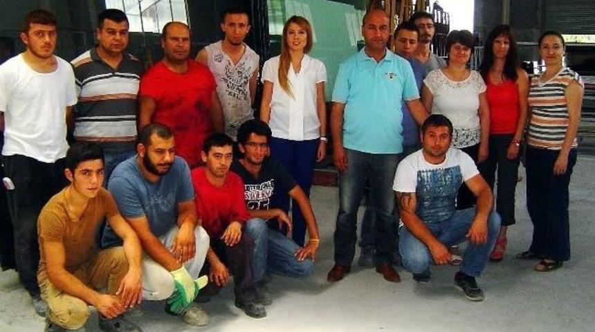 24 Yaşında 400 Kişiye İstihdam Sağladı