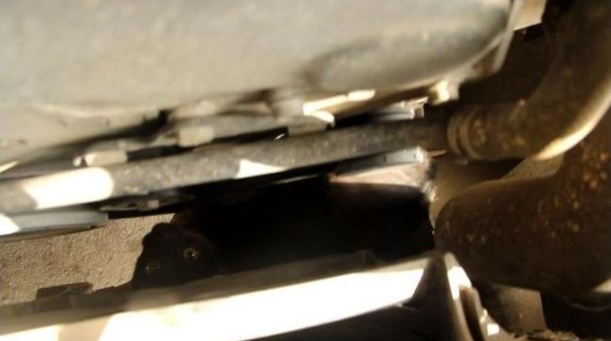 Otomobilin Motoruna Giren Kedi İki Saat Bursa'yı Dolaştı