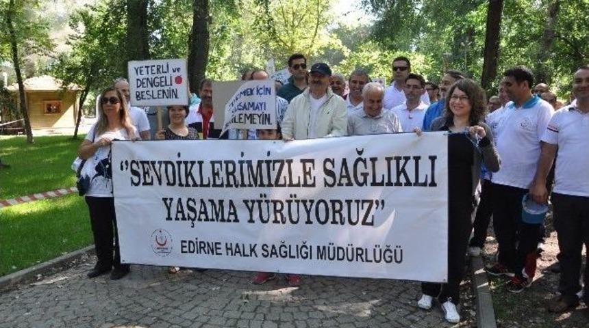 Sağlık Bakanı M&uuml;ezinoğlu, Sağlık İ&ccedil;in Y&uuml;r&uuml;d&uuml;, Bisiklete Bindi