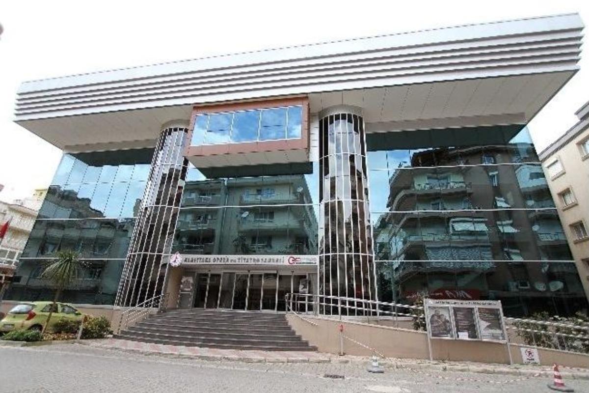 Operada 100 Bin Gururu