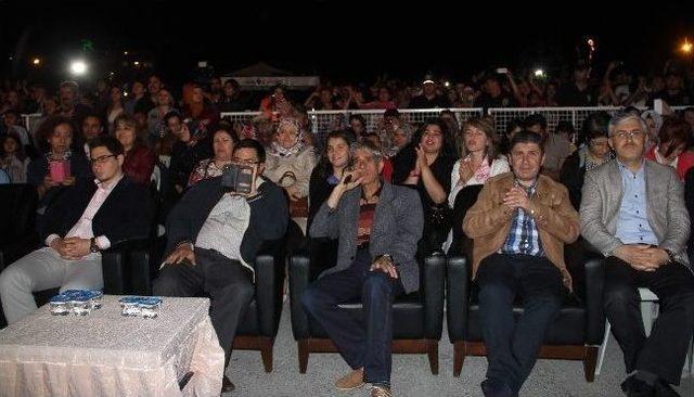 Yıldız Tilbe’den Hırkalı Konser 2