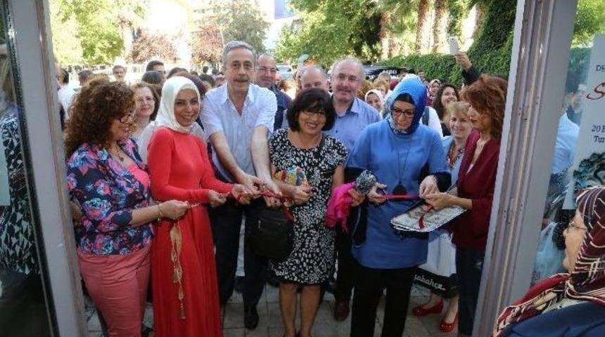&Ccedil;amuru Sanata D&ouml;n&uuml;şt&uuml;rd&uuml;ler