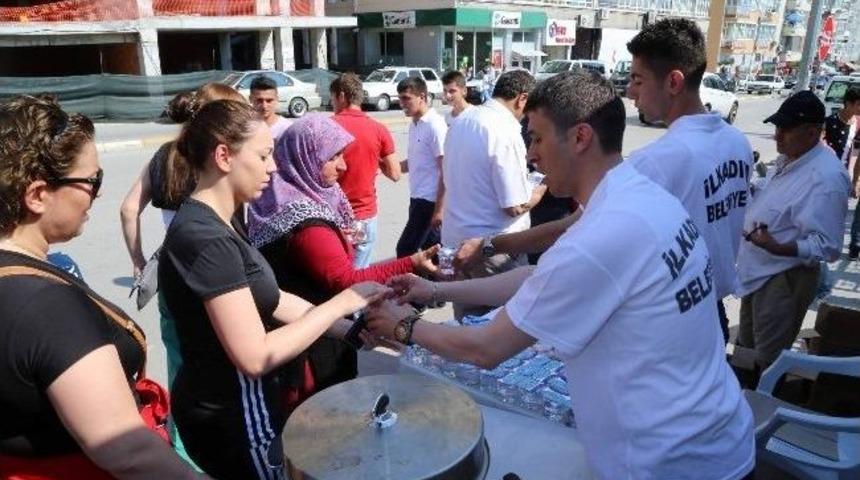 Erdoğan Tok: "her Zaman &Ouml;ğrencilerimizin Yanındayız"