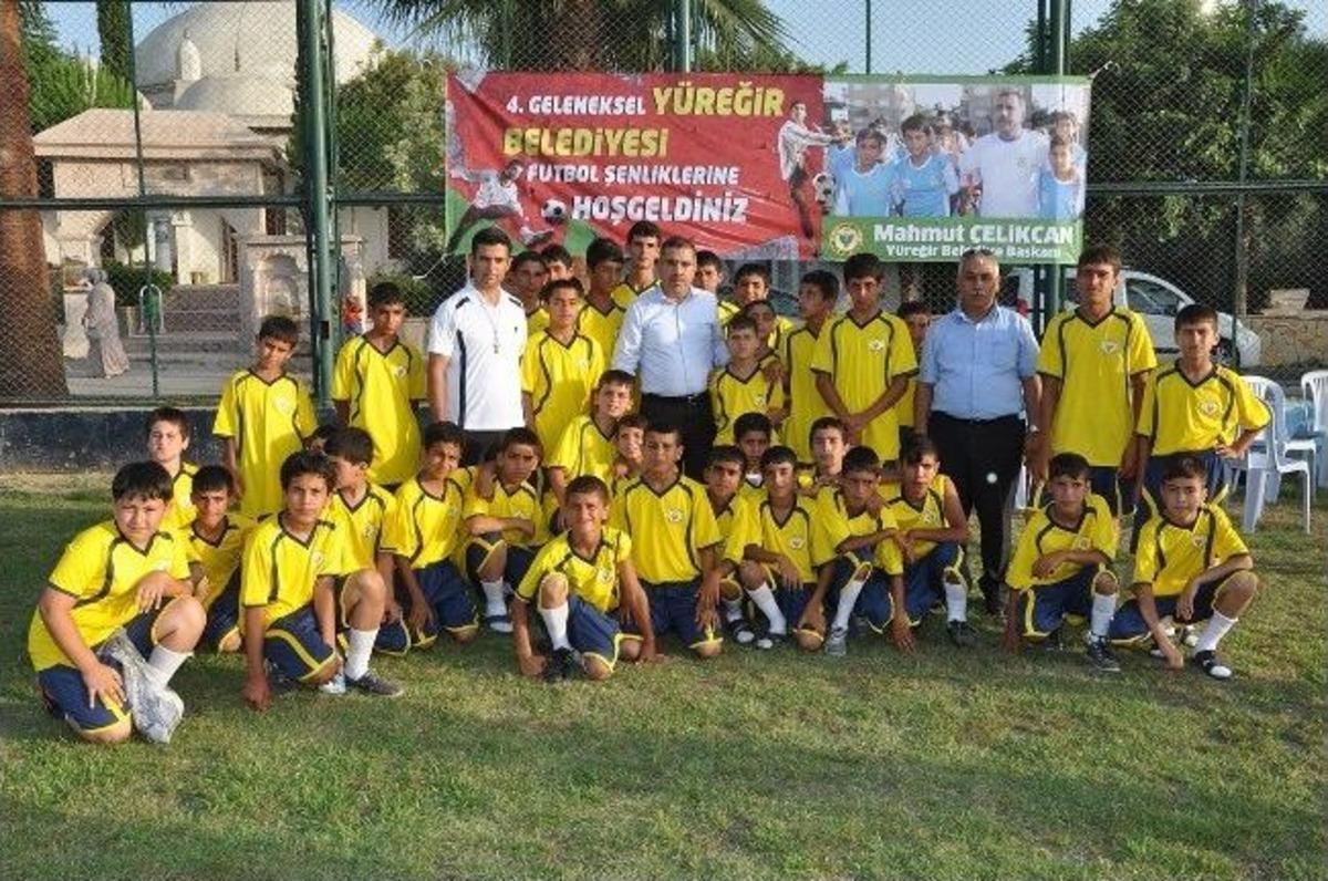 Y&uuml;reğir Belediyesi Yaz Futbol Okulu Başladı