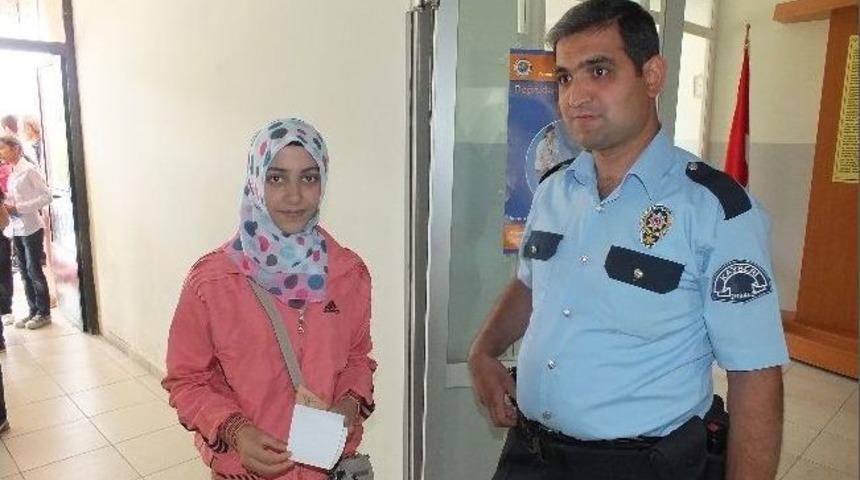 Pınarbaşı'da Bursluluk Sınavı Sorunsuz Tamamlandı